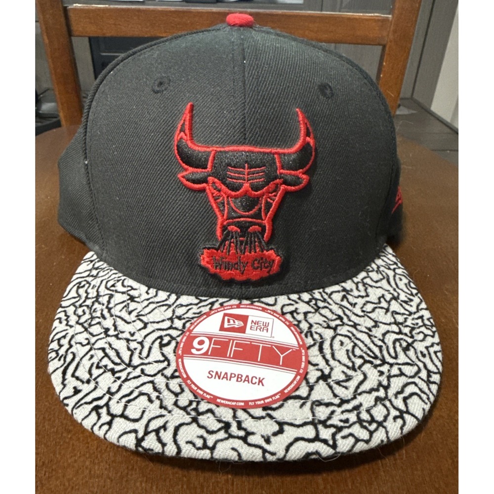 New Era 9Fifty‎ Men's Snapback Hat Chicago Bulls Windy City Hardwood Classics